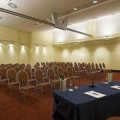 Jr Hotels Oriente Bari 4*,  Itália
