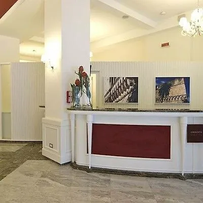 Jr Hotels Oriente Bari Itálie